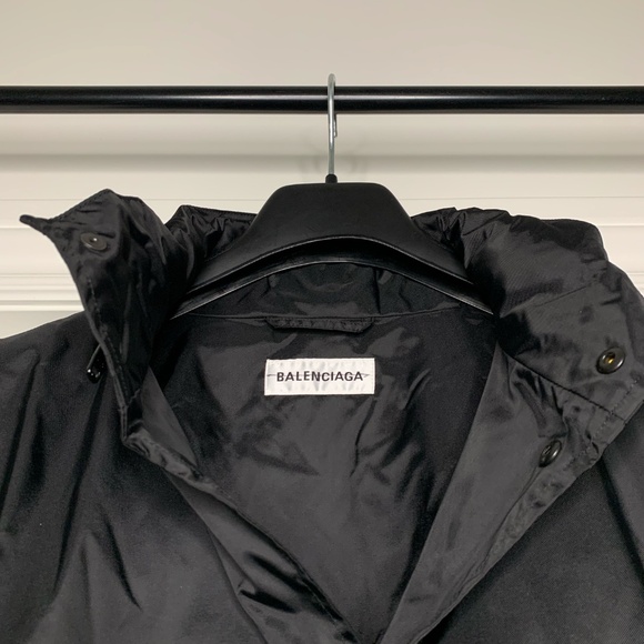 Balenciaga Black Oversized Windbreaker Logo Jacket - Picture 10 of 16